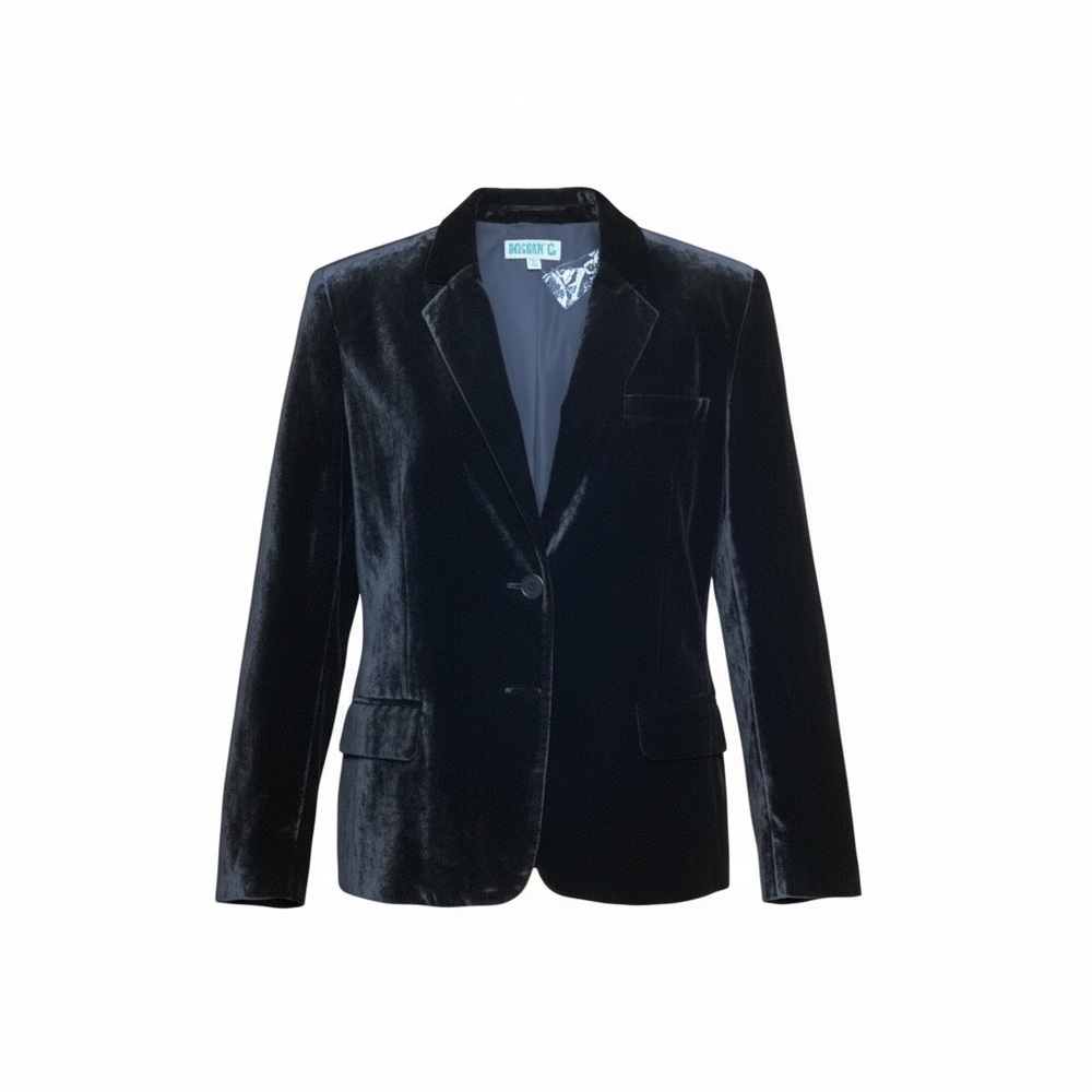 Cavender’s Rockin C Black velvet Women's Single Breasted blazer. Size XL